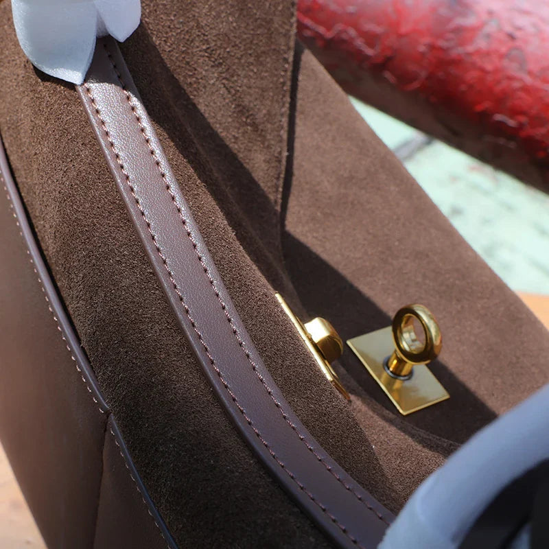 Bolsa Feminina Gabo Executiva de Camurça
