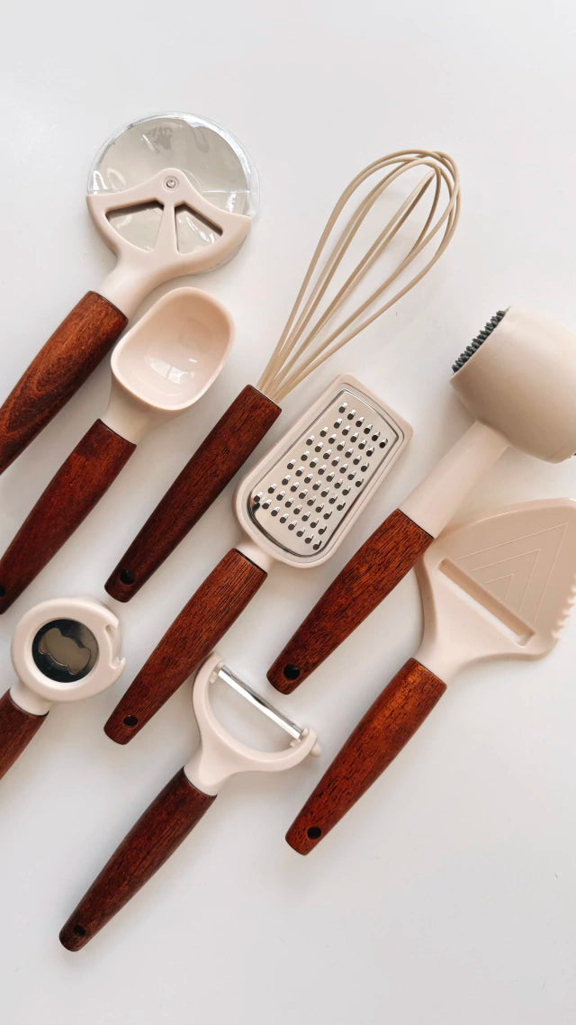Kit de Utensílios (8 Peças) - CREME